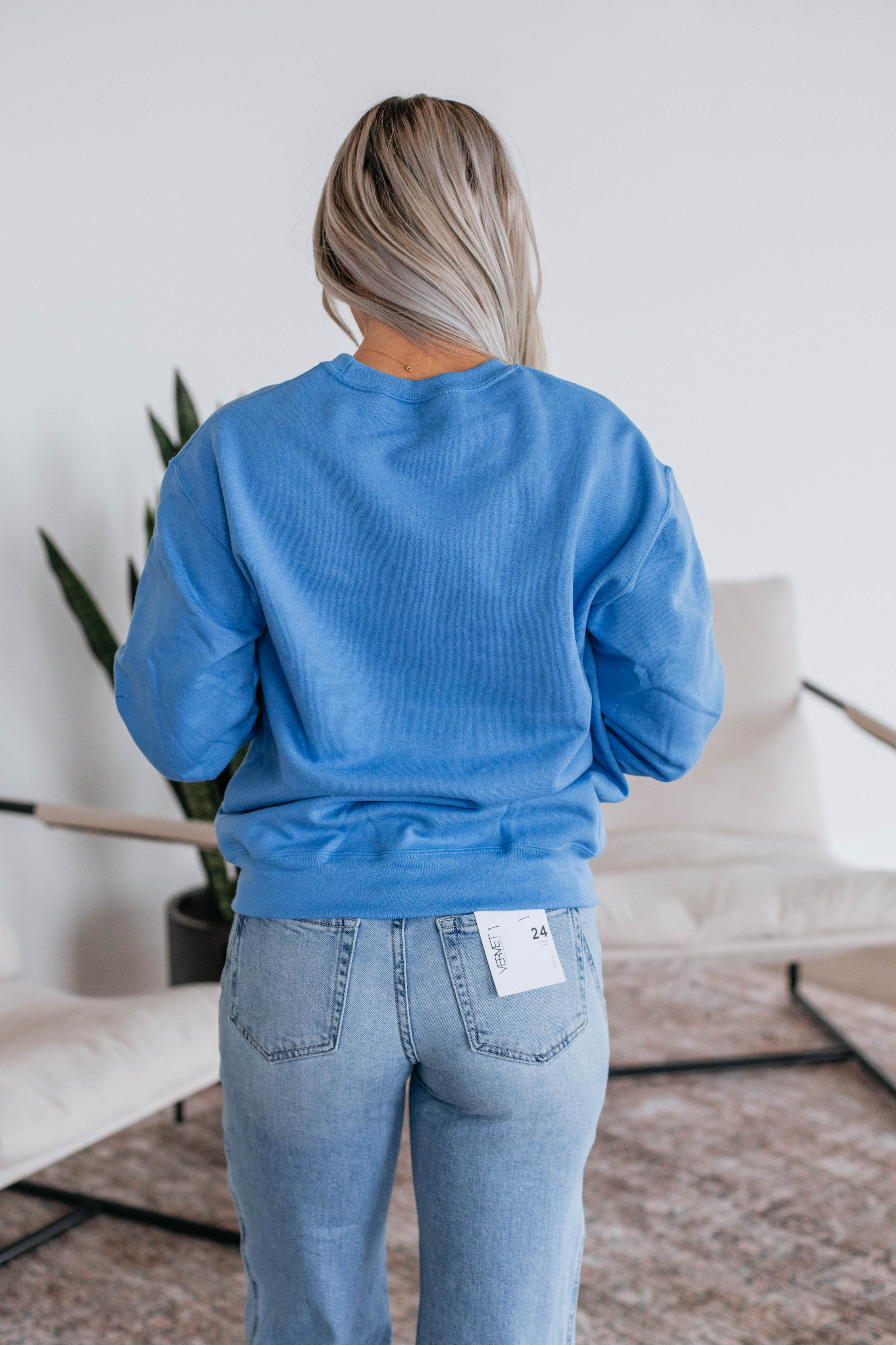 Apres Ski Martini Crewneck