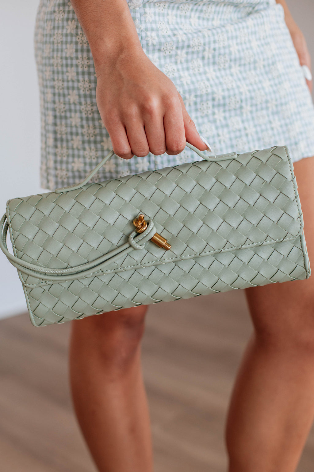 Asha Clutch Crossbody - Light Sage