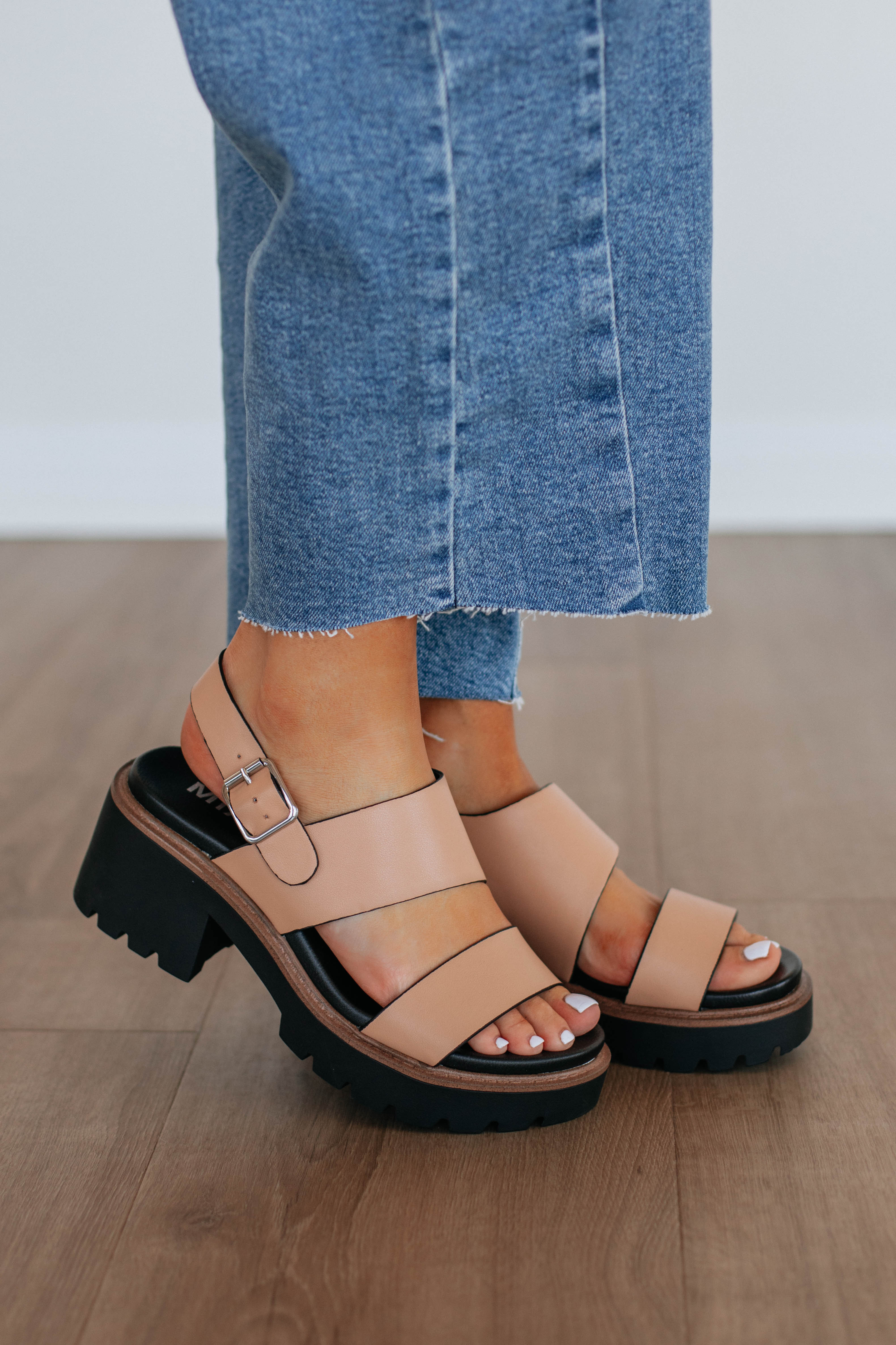 Attitude Upgrade Heels - Tan