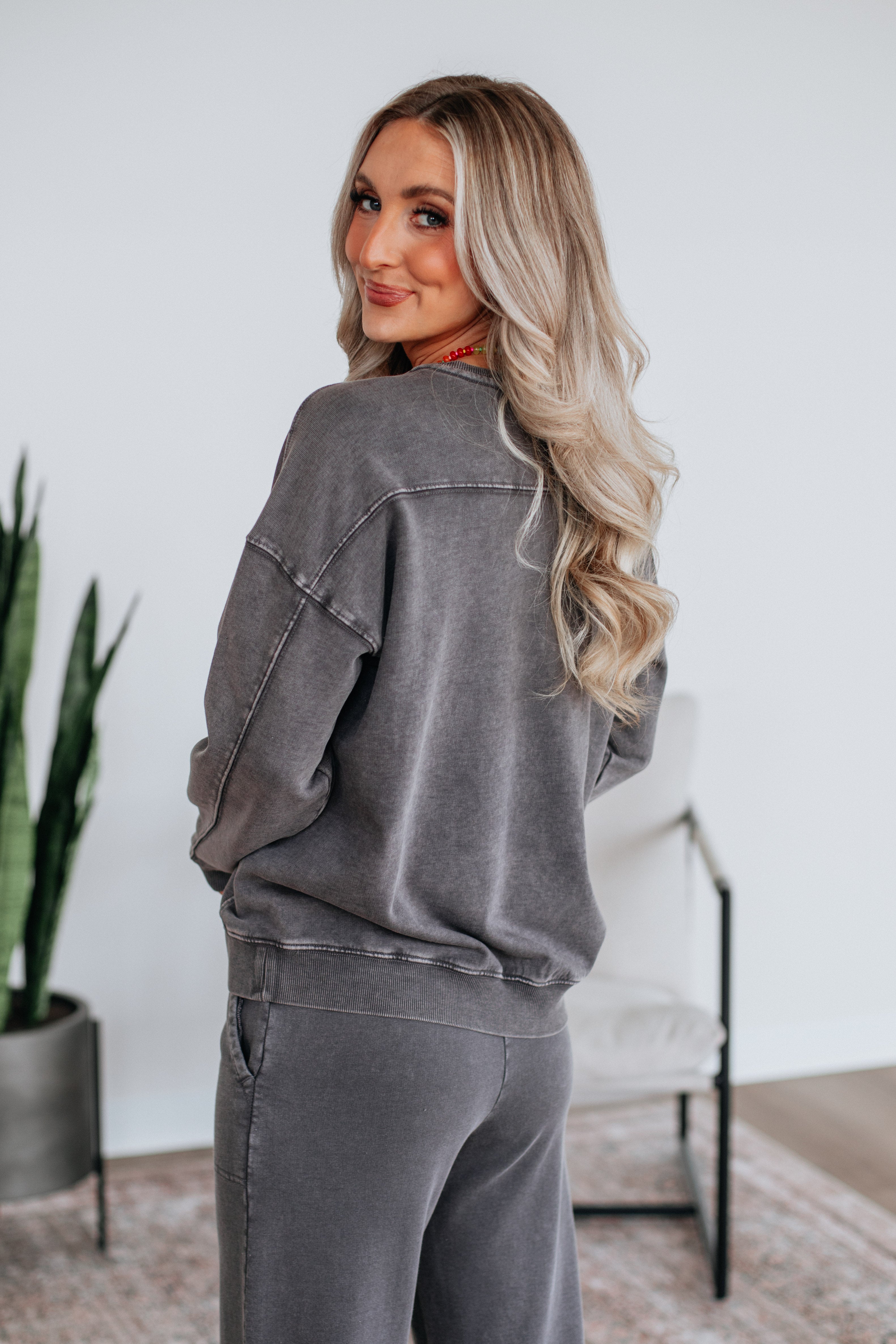 Berlin Sweatshirt - Charcoal