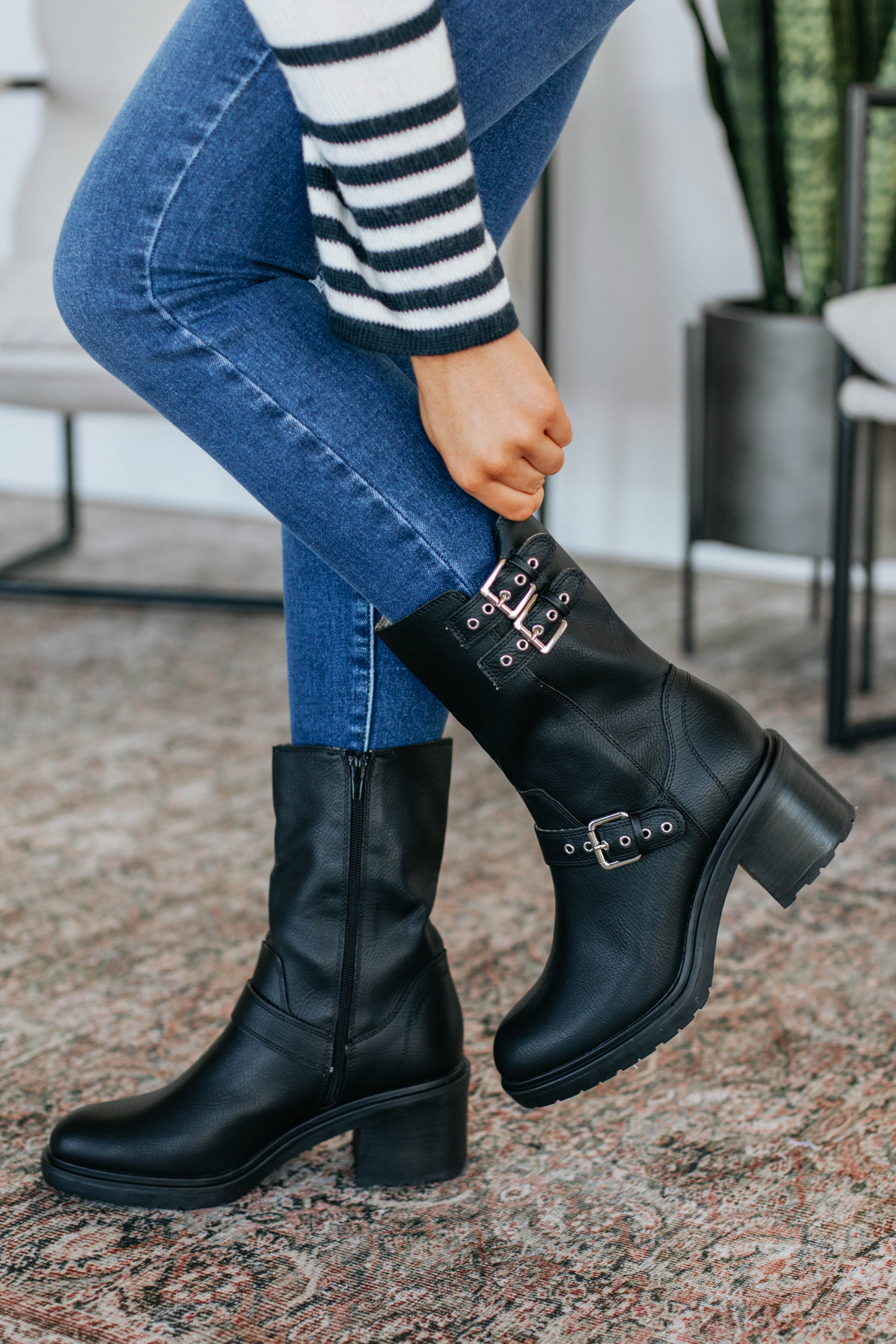 Cool On Command Boots - Black