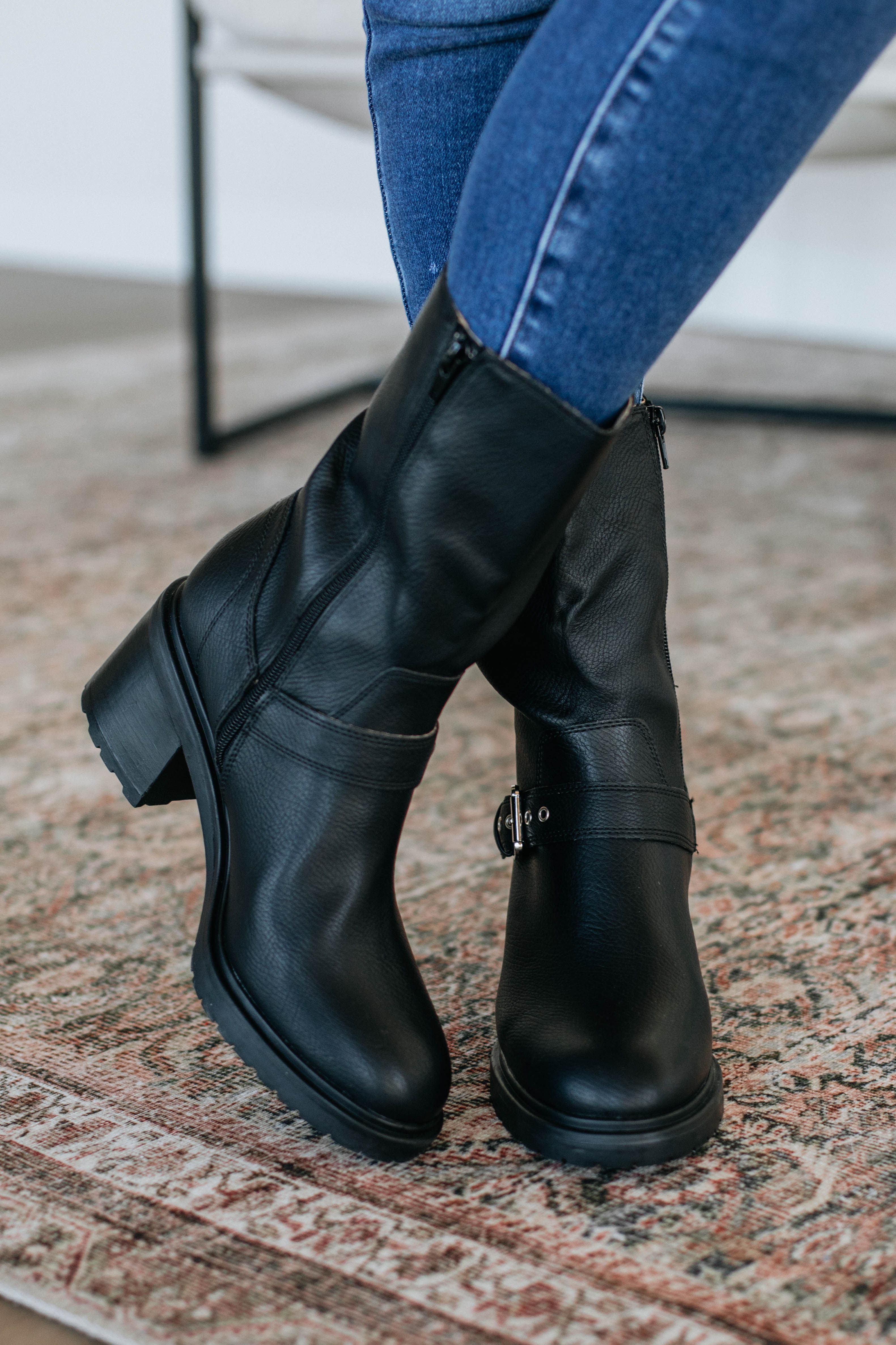 Cool On Command Boots - Black