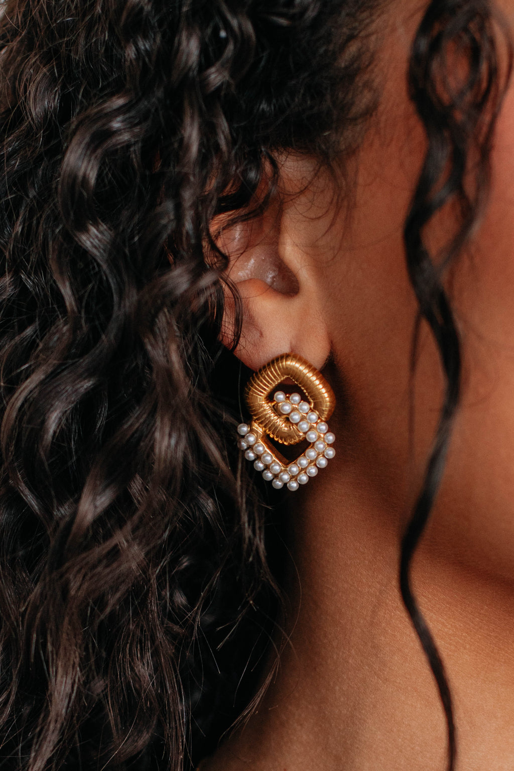 Corissa Pearl Earrings