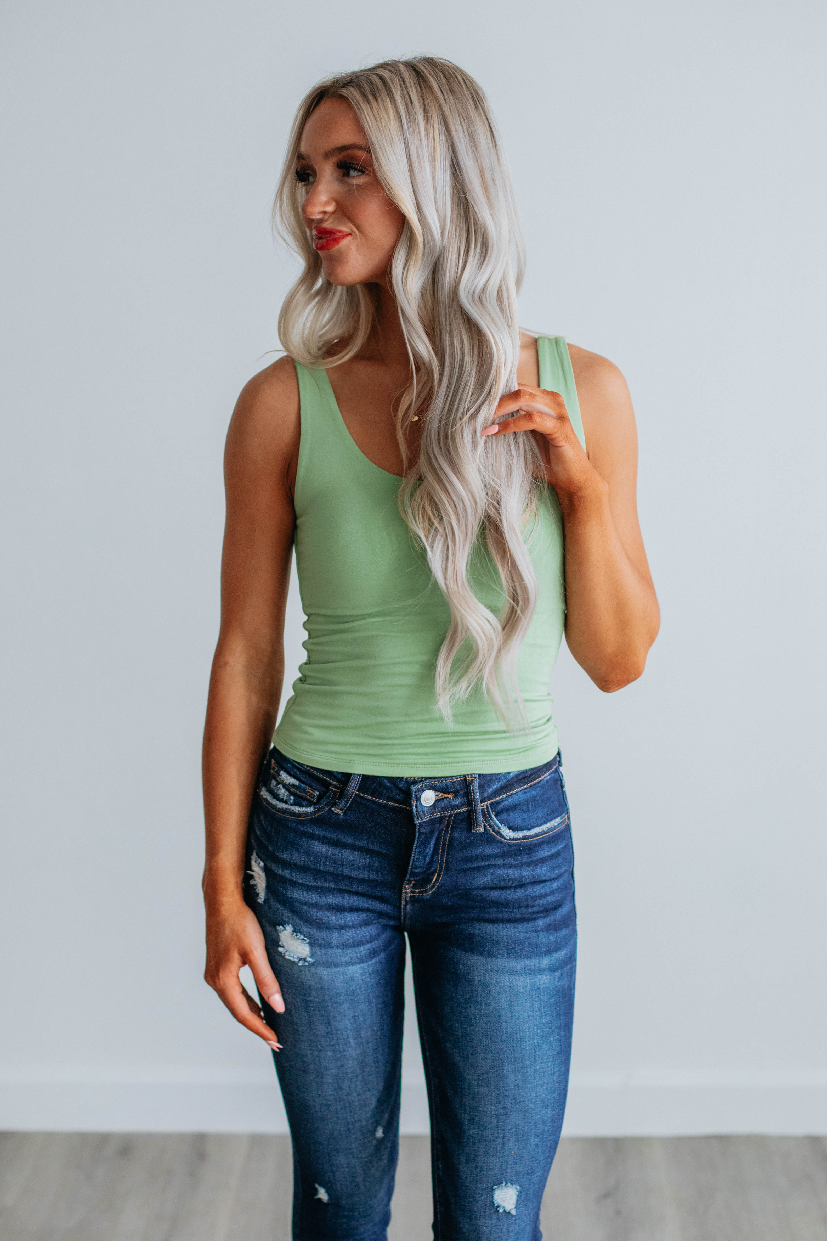 Delta Basic Tank - Sprout