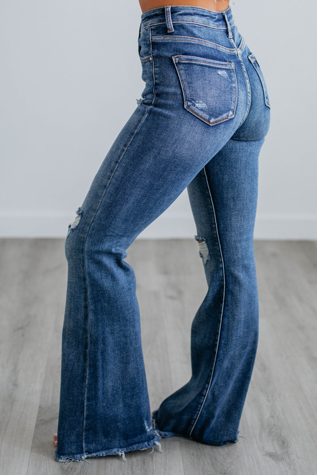 Journee Risen Jeans