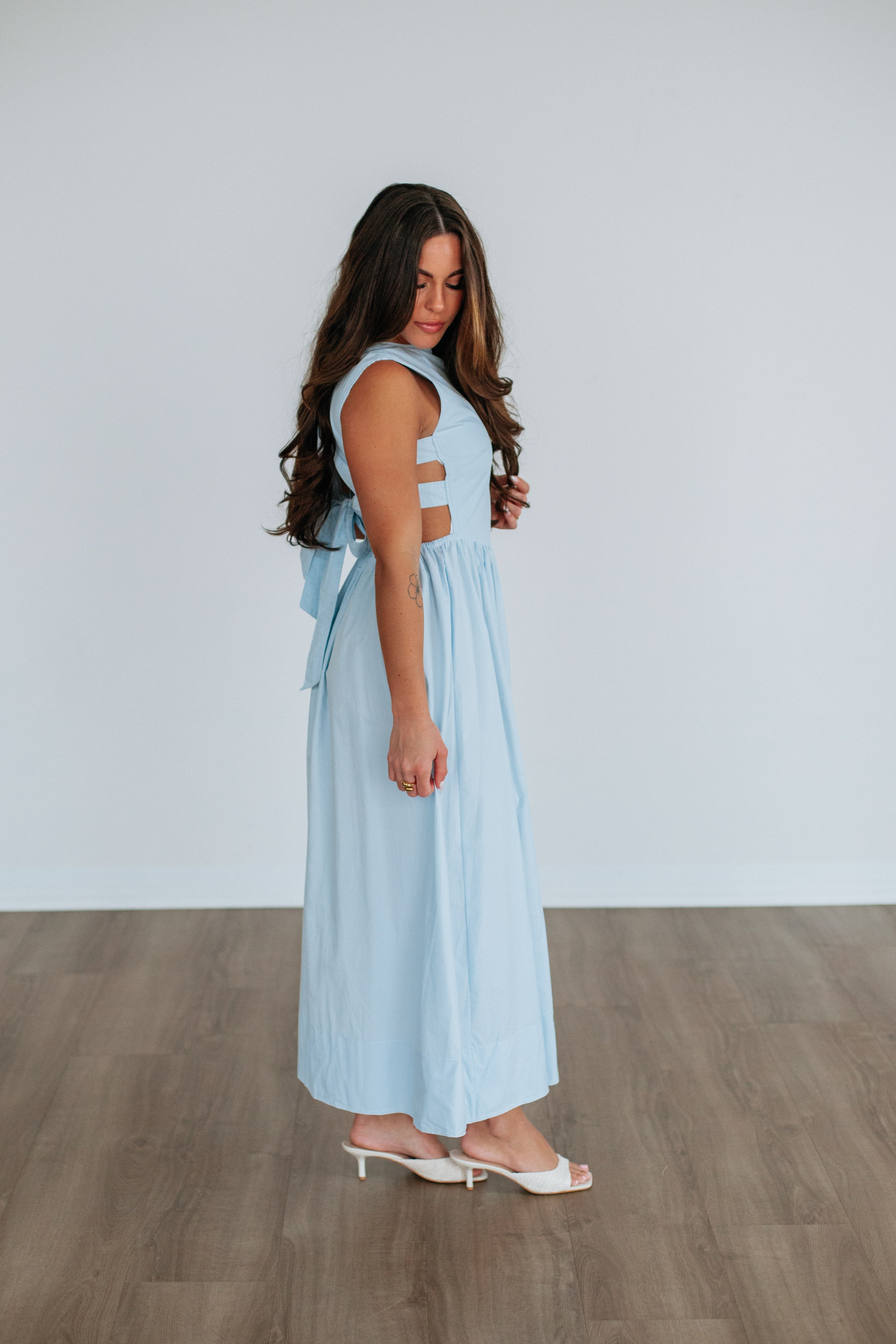 Alicyn Dress - Powder Blue