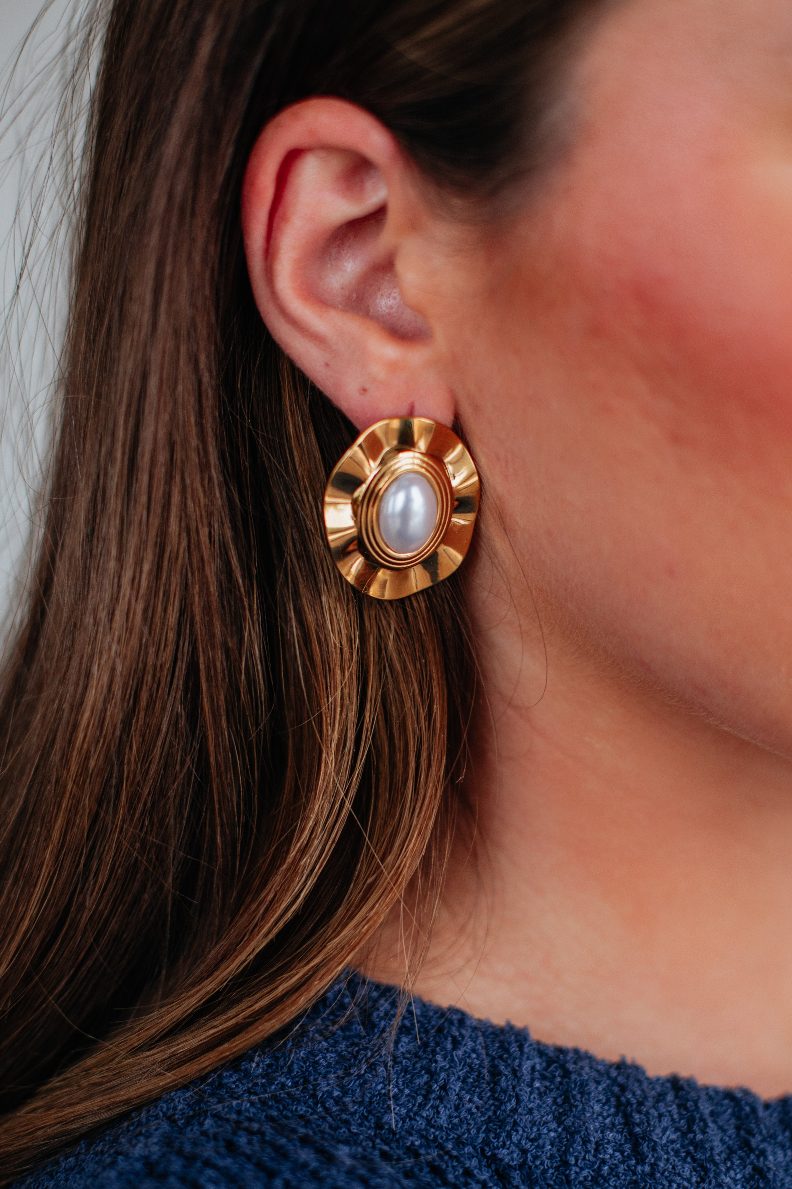 Fiona Pearl Earrings