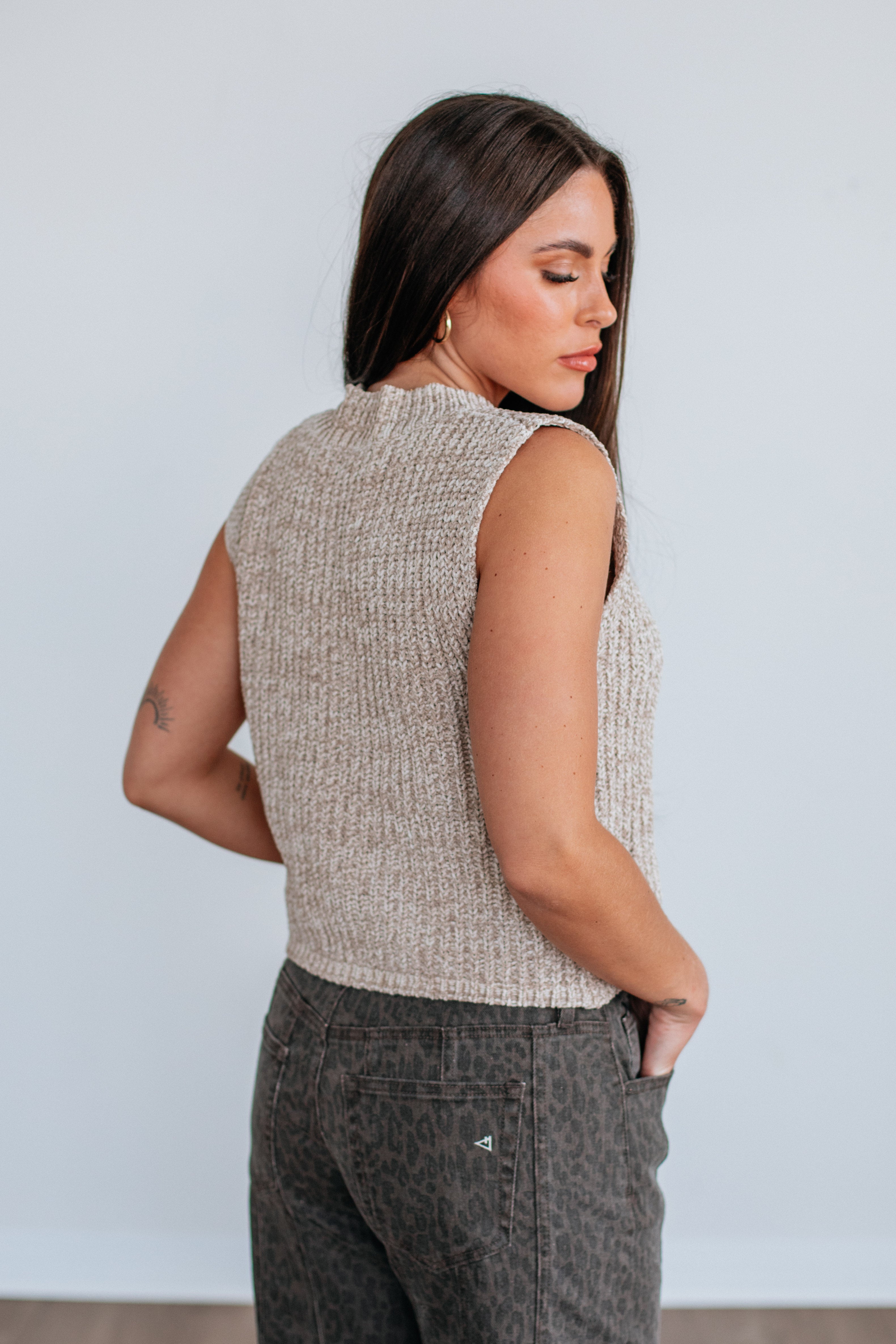 Simora Sweater Vest