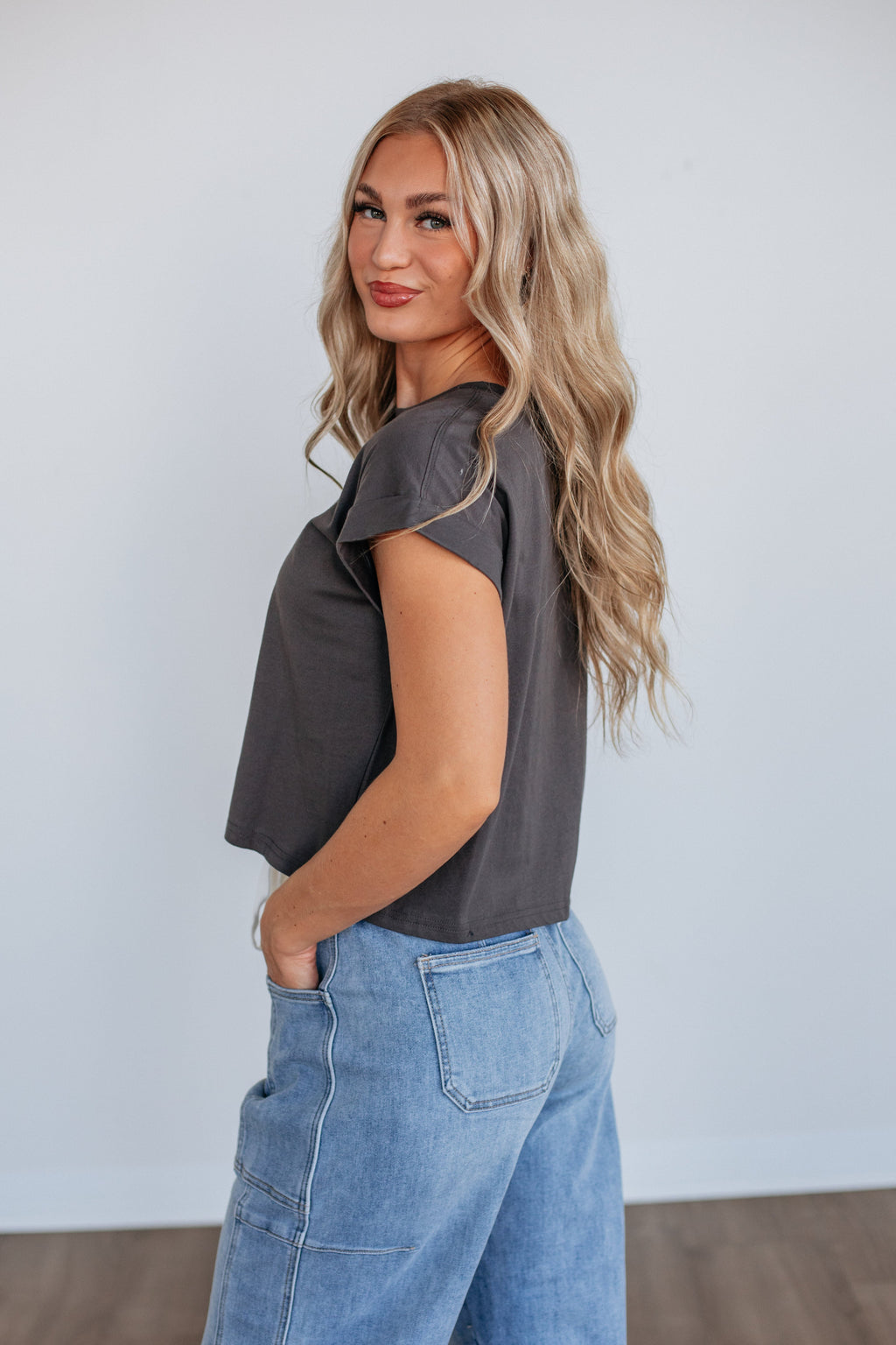 Jinger Basic Tee