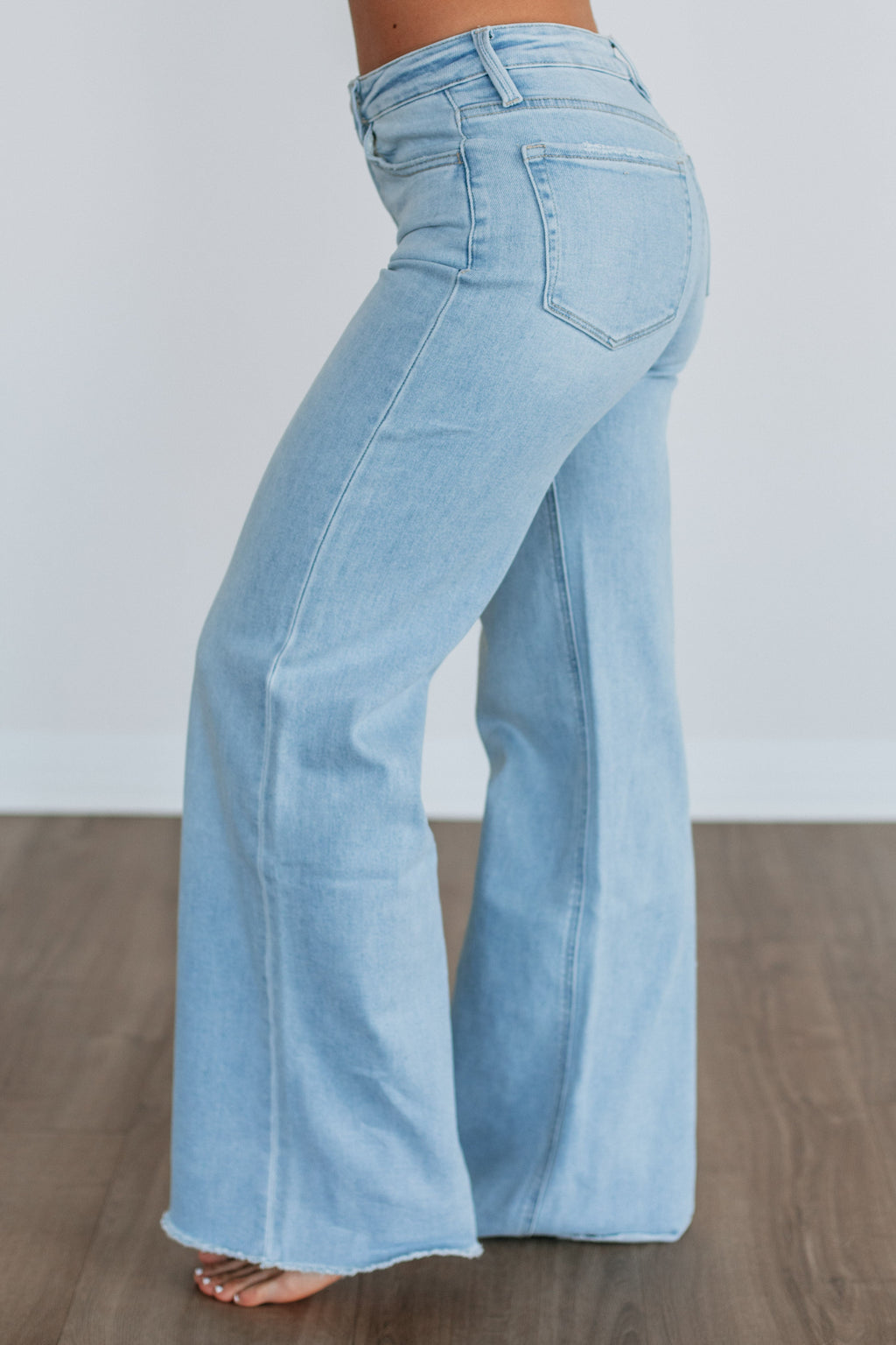 Olivia Vervet Jeans - Solace