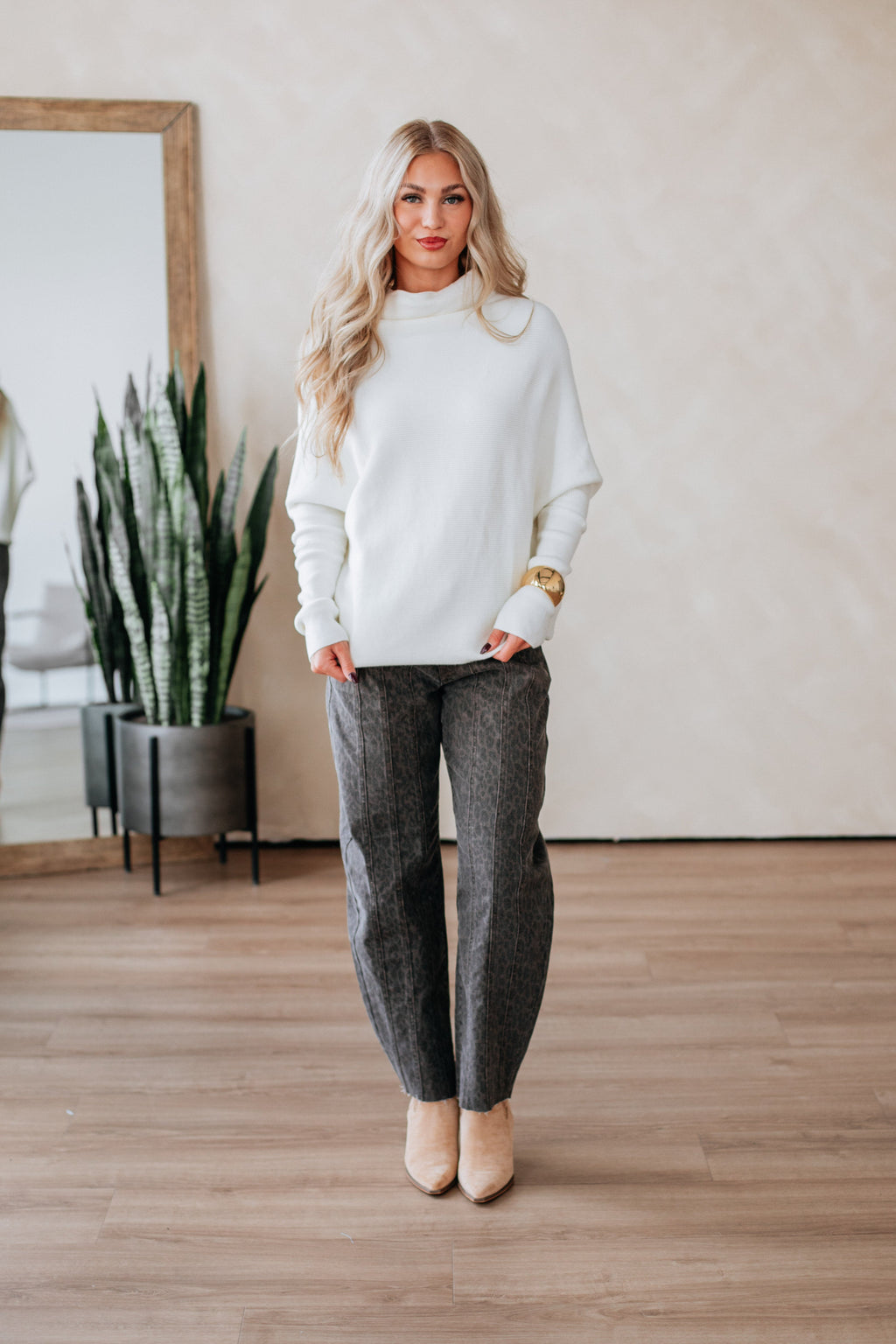 Gretchen Dolman Sweater - Cream