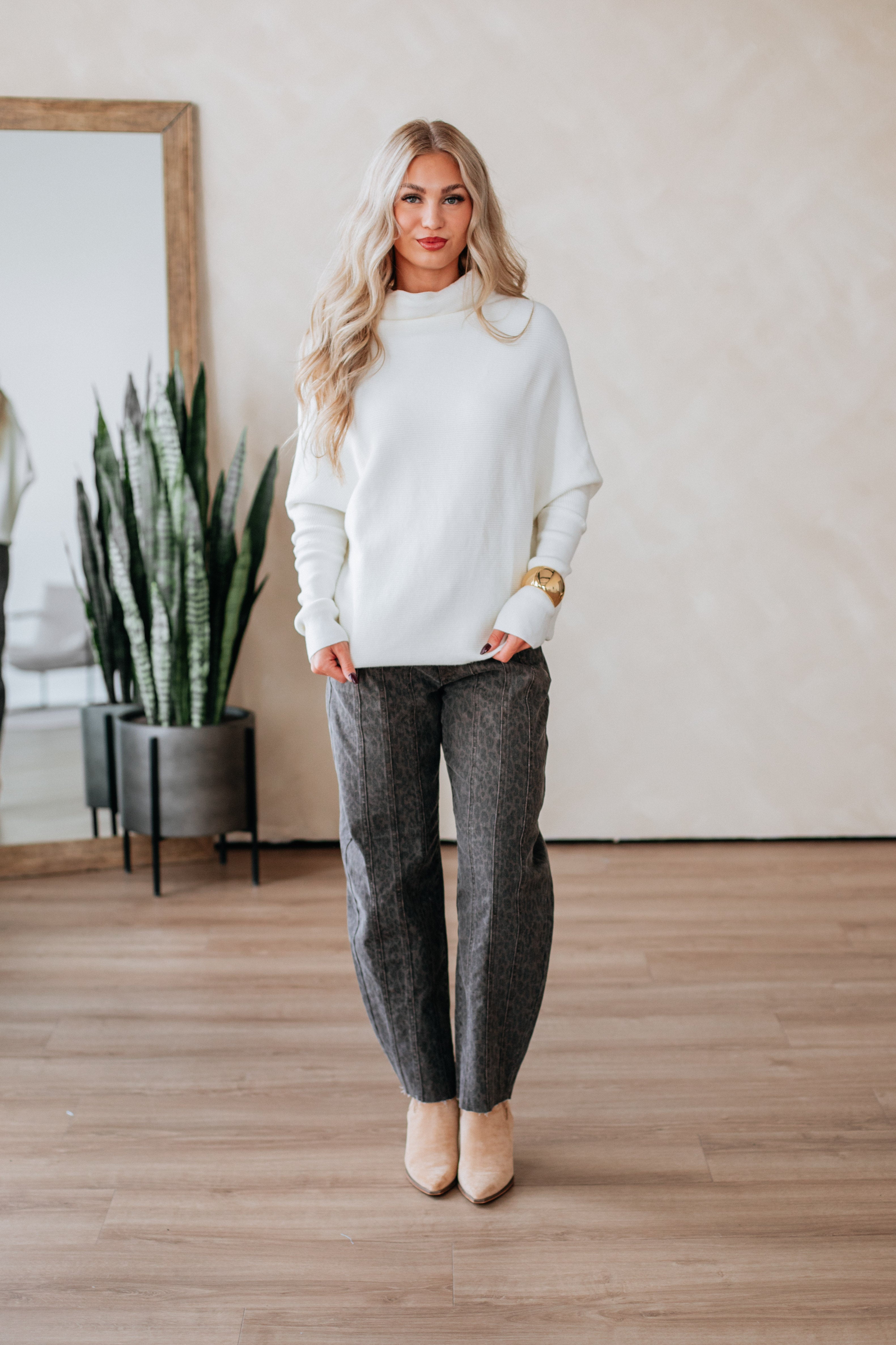 Gretchen Dolman Sweater - Cream
