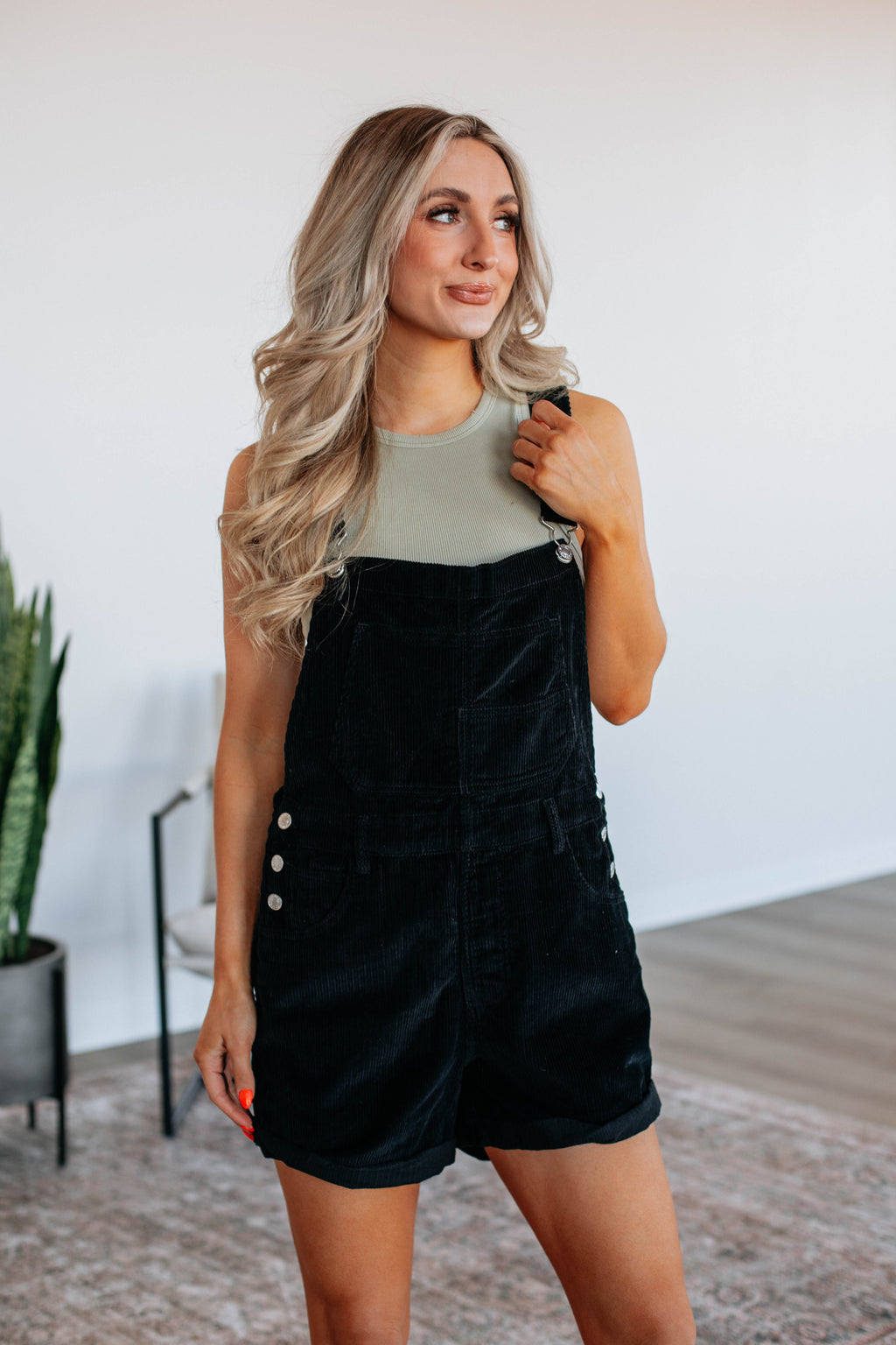 Hartley Corduroy Short Overalls - Black
