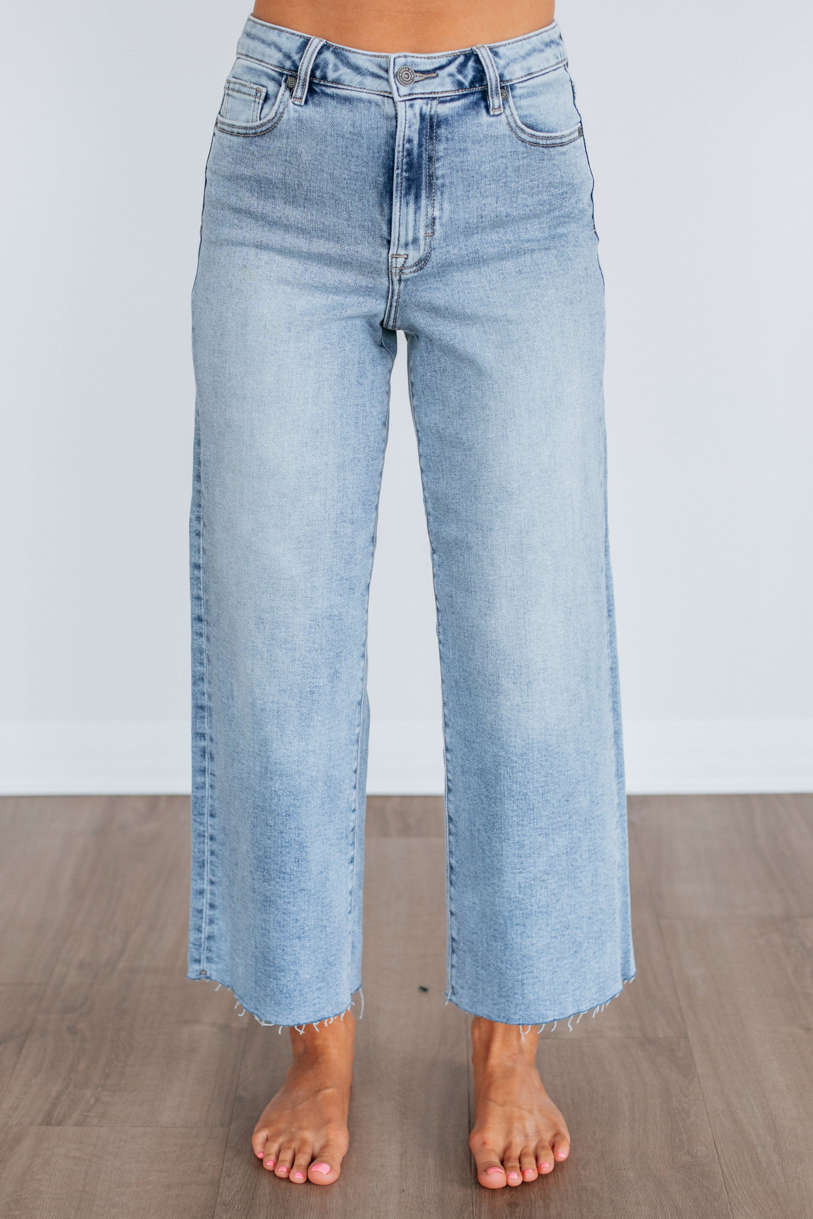 Nori Hidden Jeans - Striking