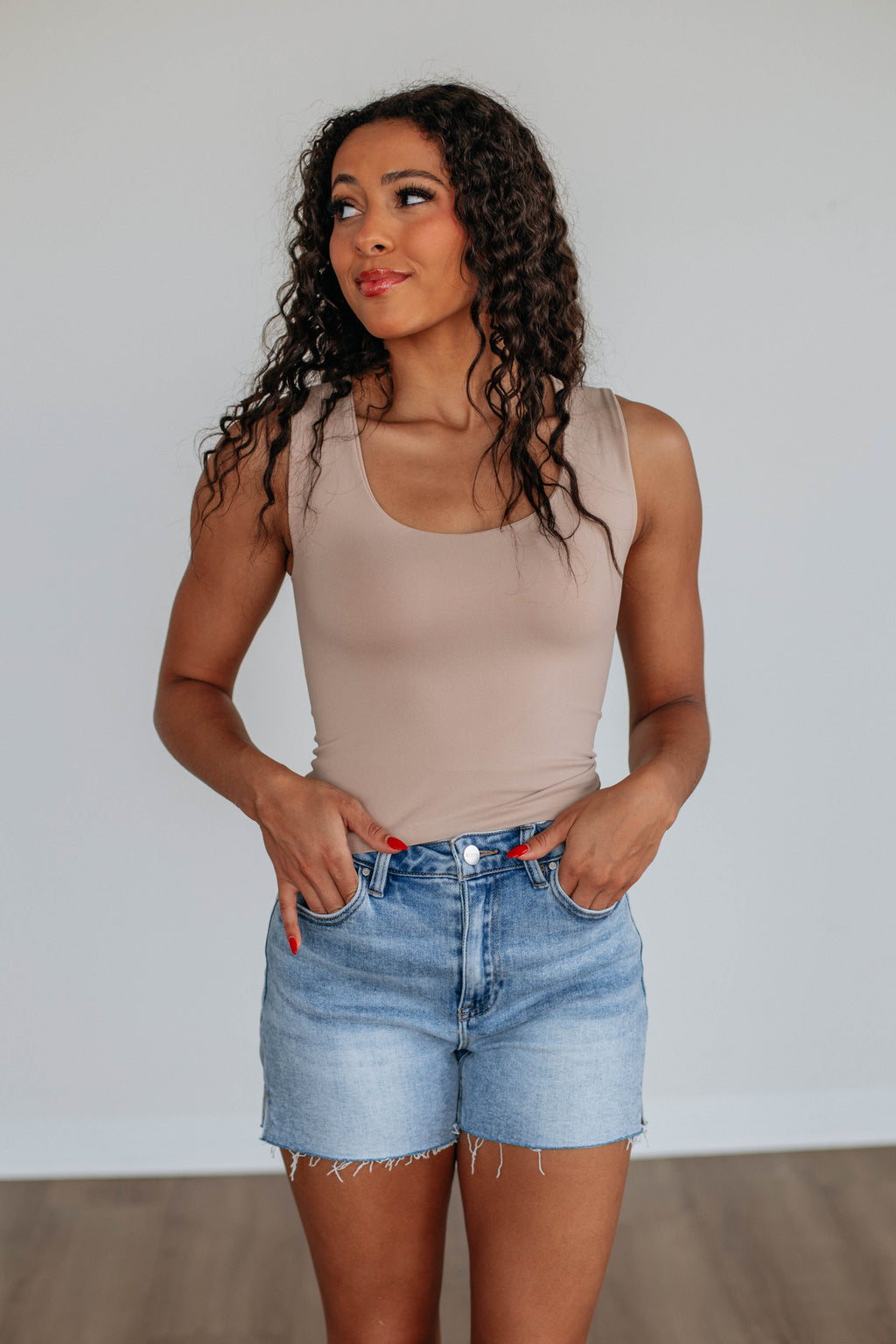 Jetson Seamless Tank - Sand
