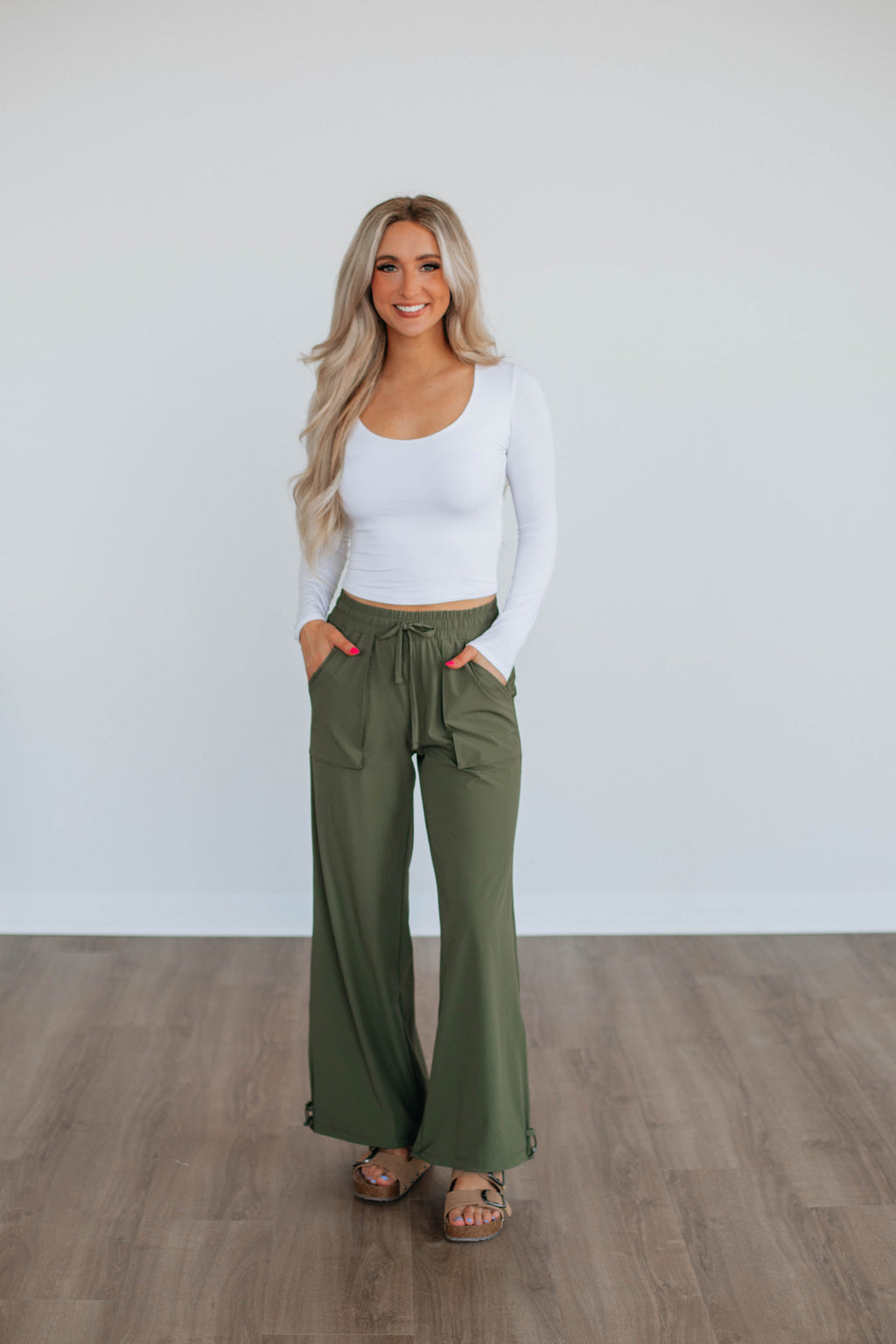 Jule Cargo Pants - Dark Olive