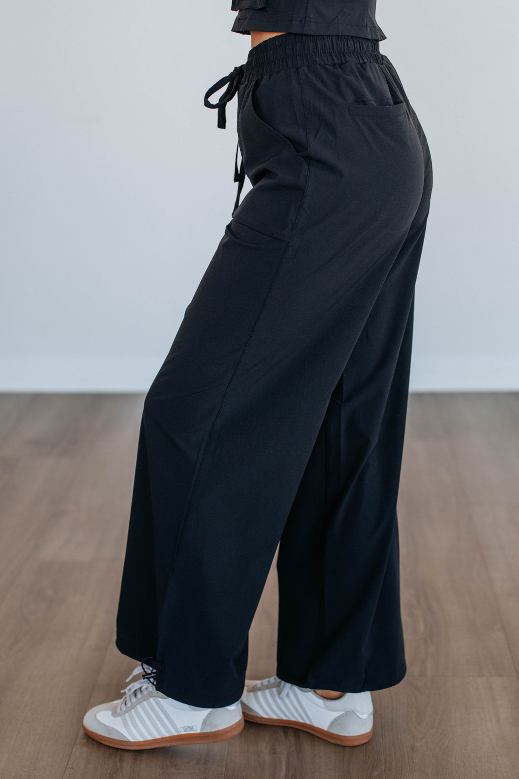 Jule Cargo Pants - Black