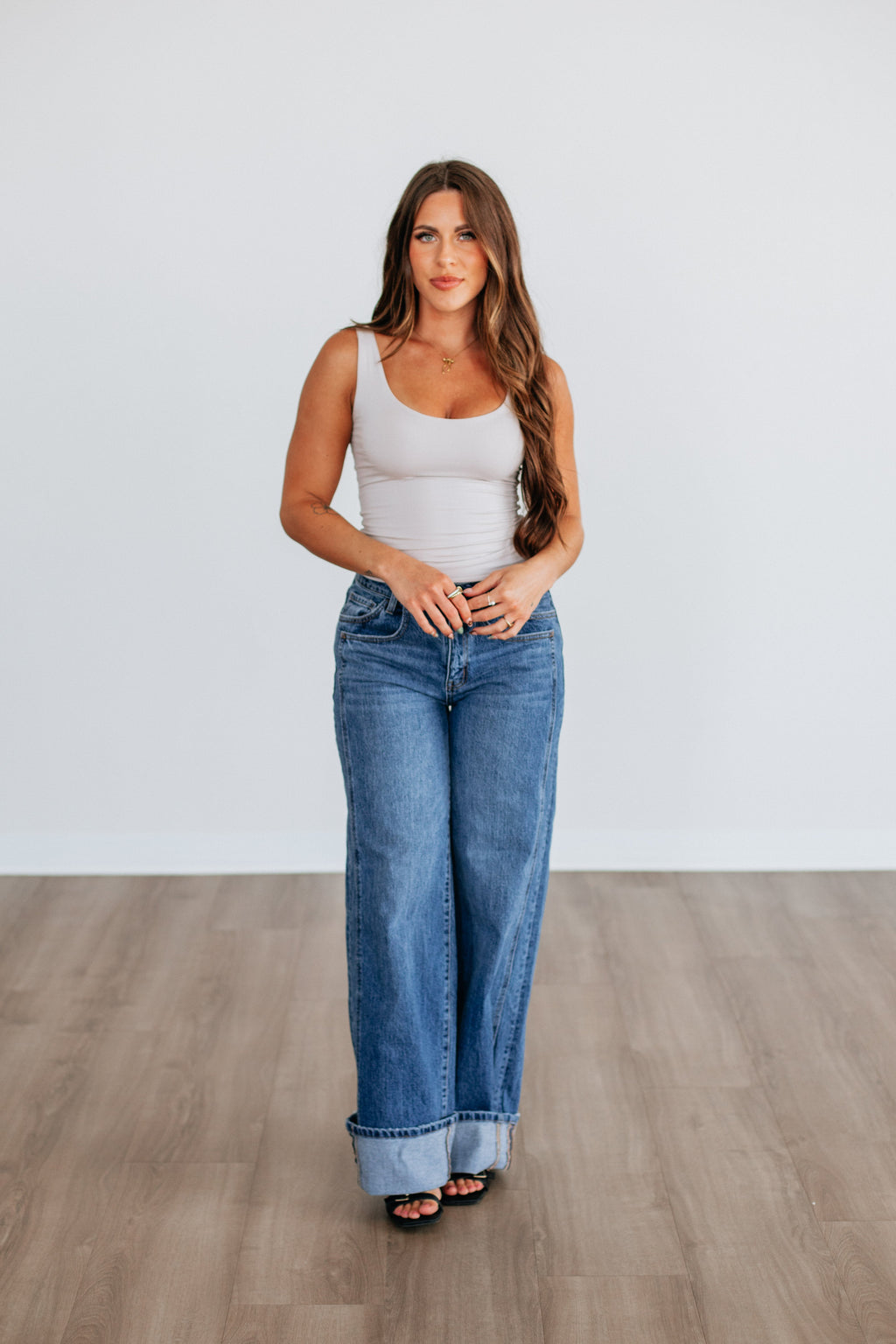 Delta Basic Tank - Stone