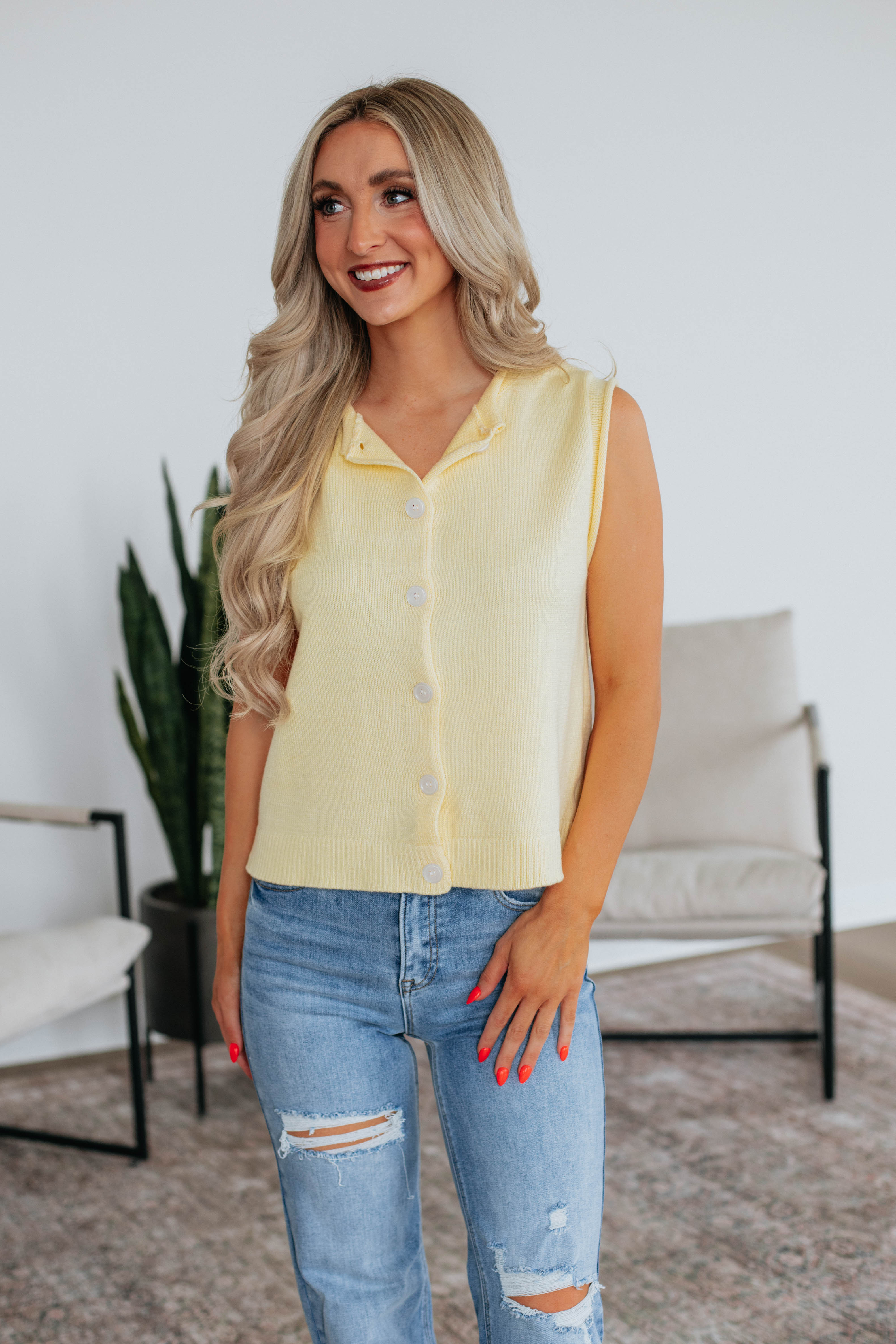 Neena Sweater Vest - Daisy