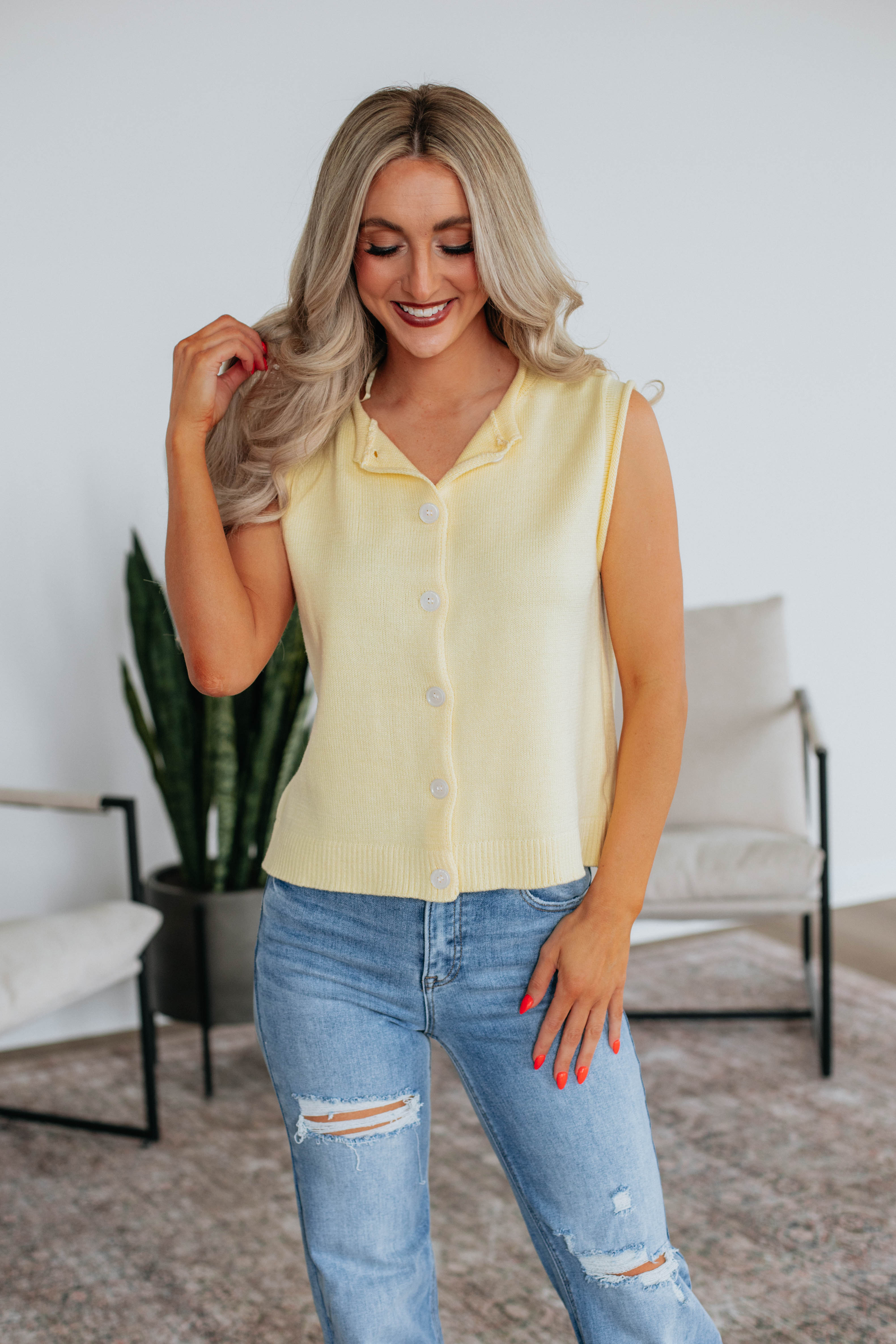 Neena Sweater Vest - Daisy