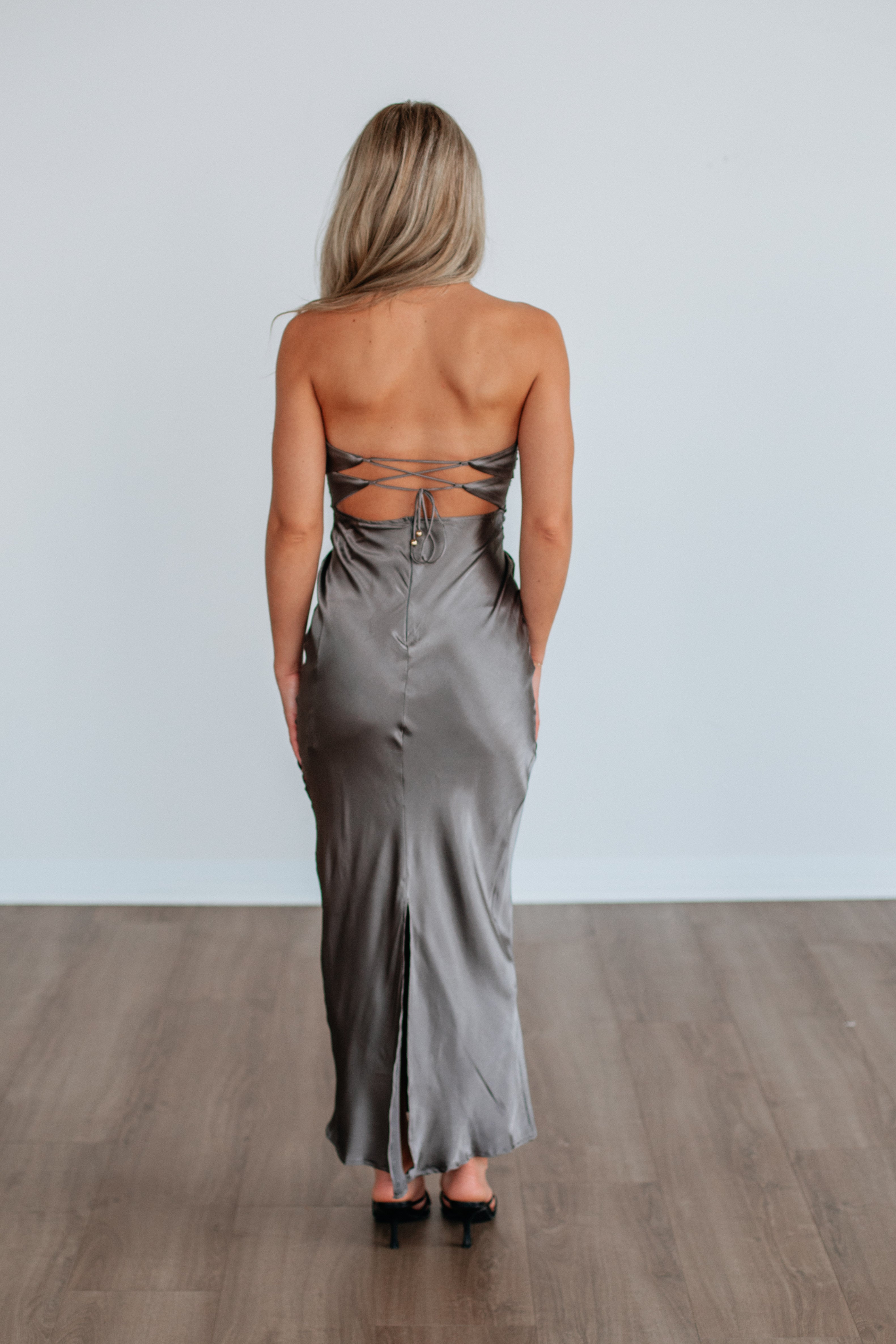 Show Stopper Midi Dress