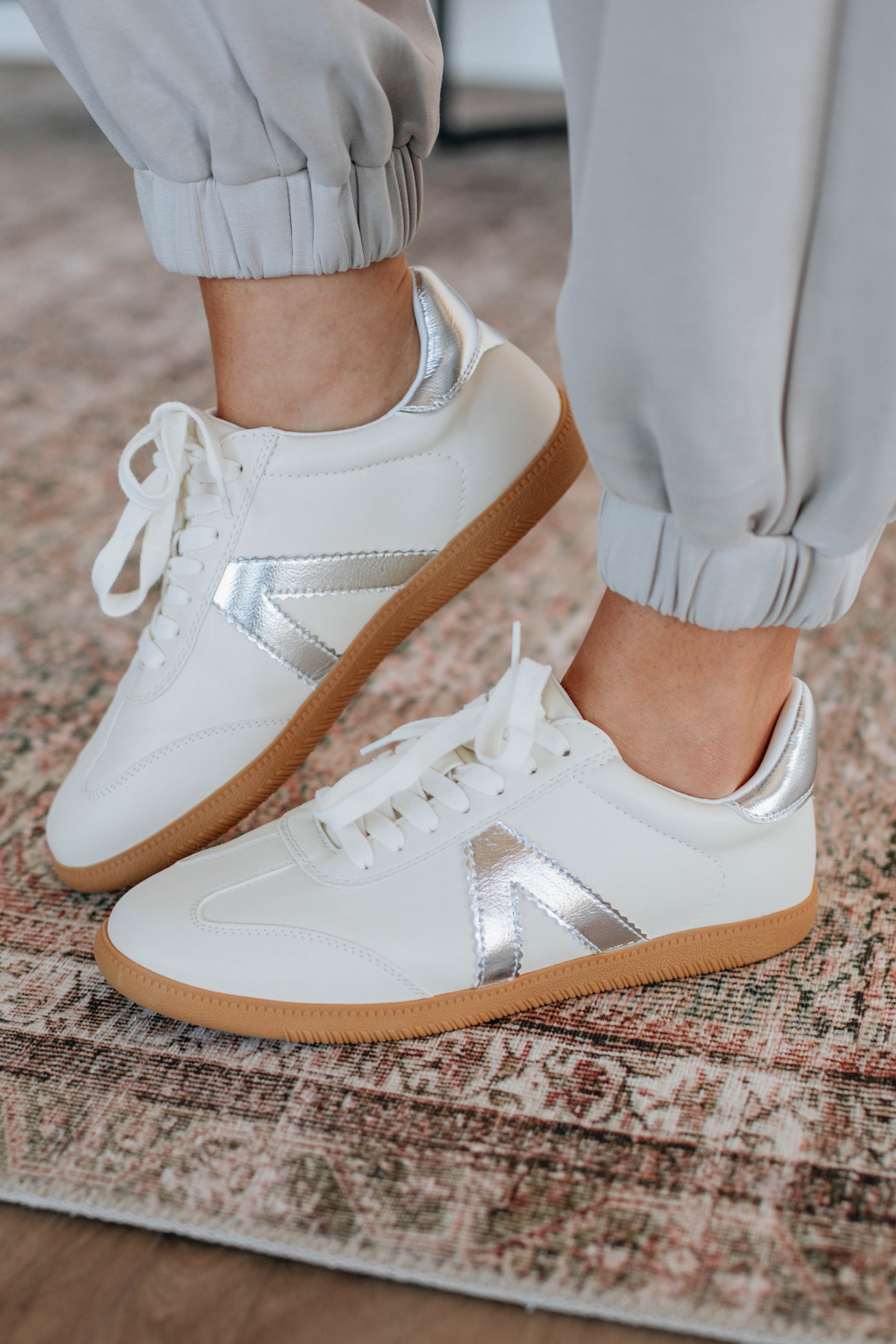 Can't Be Bothered Sneakers - Cream