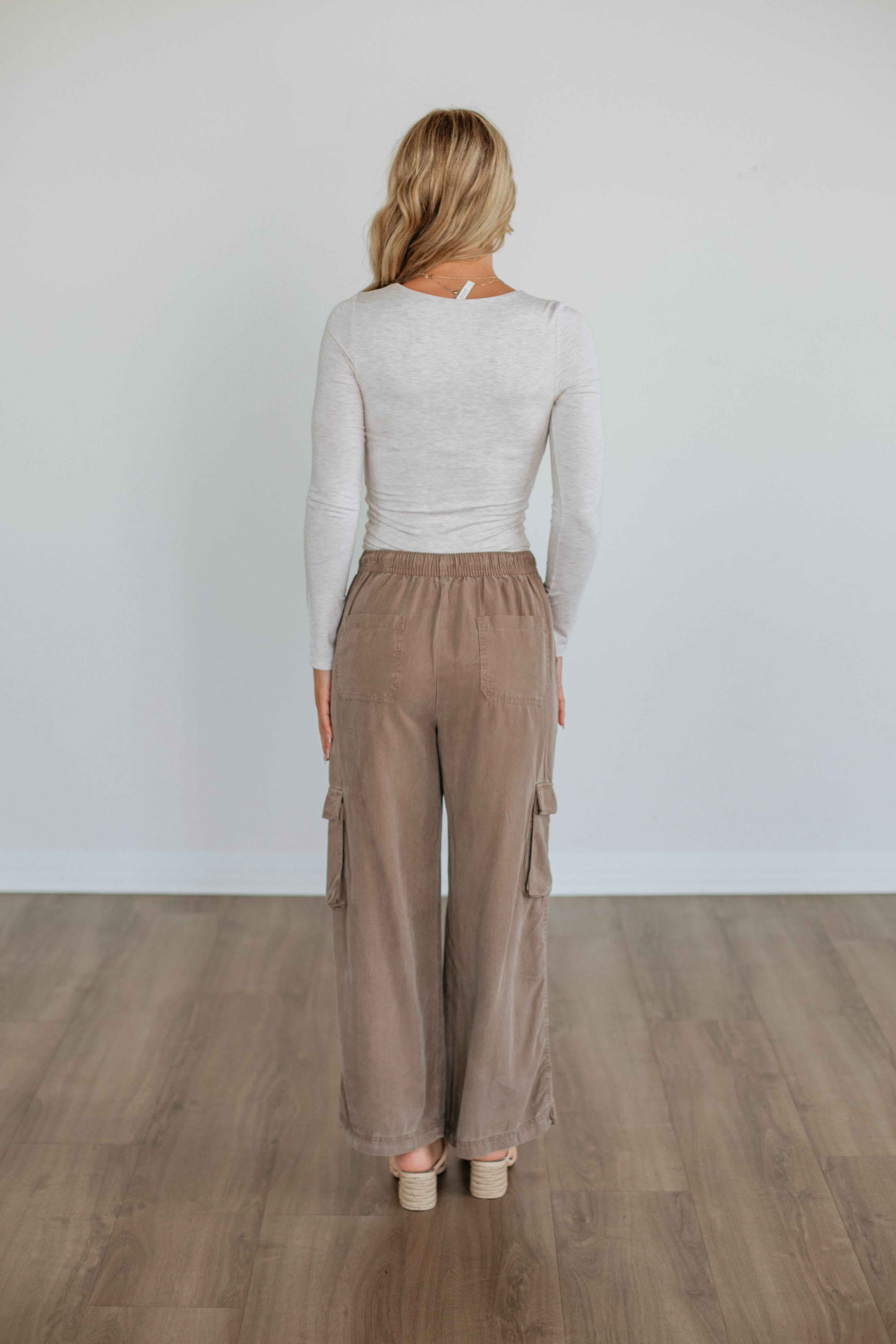 Wylie Cargo Pants - Mocha