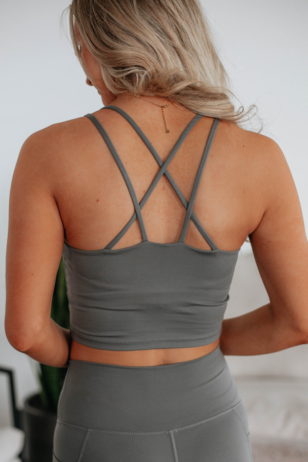 Tayten Sports Bra - Pebble