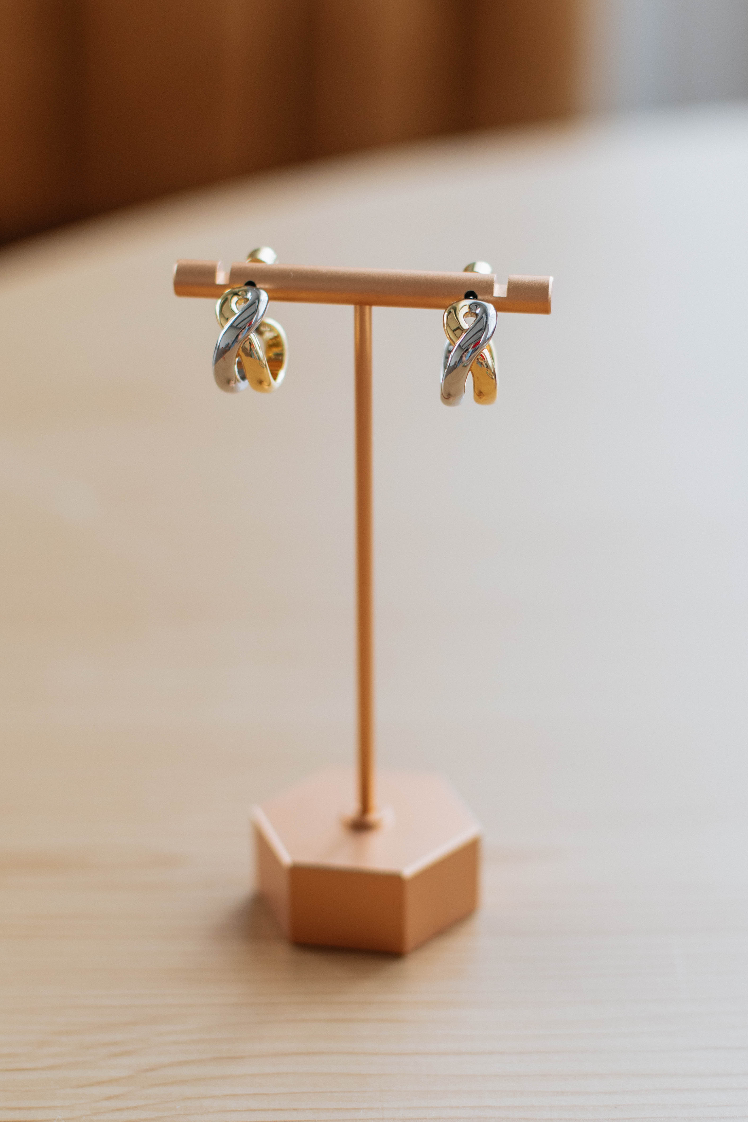 Gia Hoop Earrings