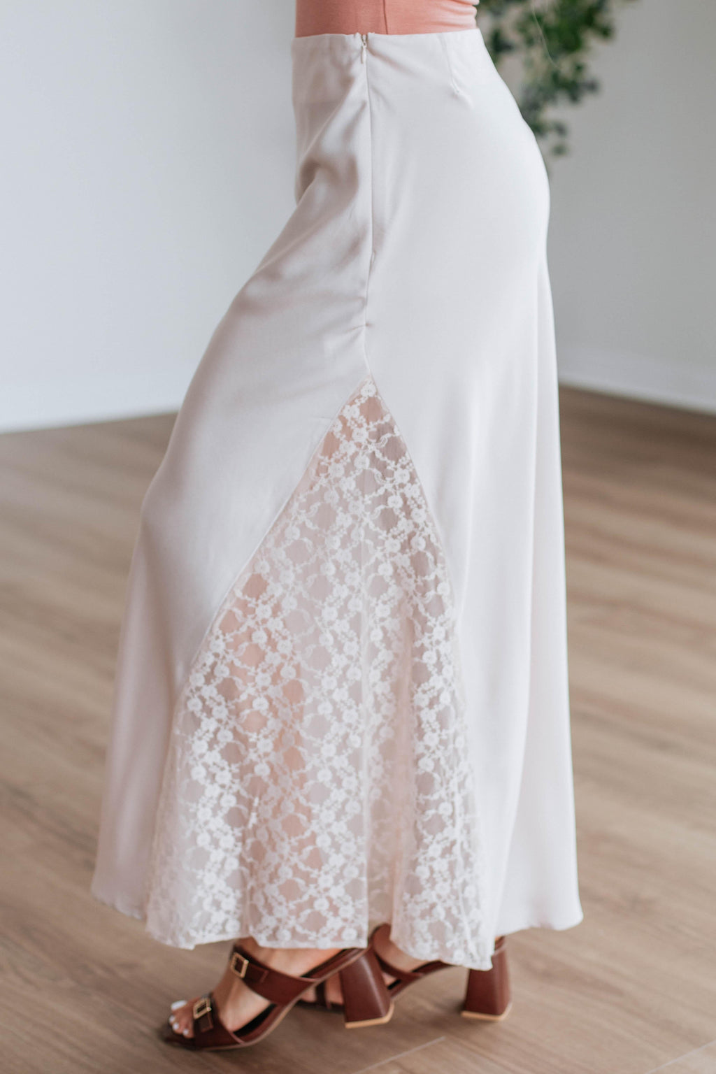 Vivian Lace Skirt - Pearl